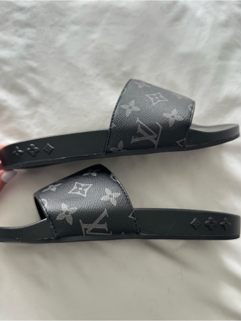 Louis Vuitton Monogram Slide Sandal - Picture 4 of 7